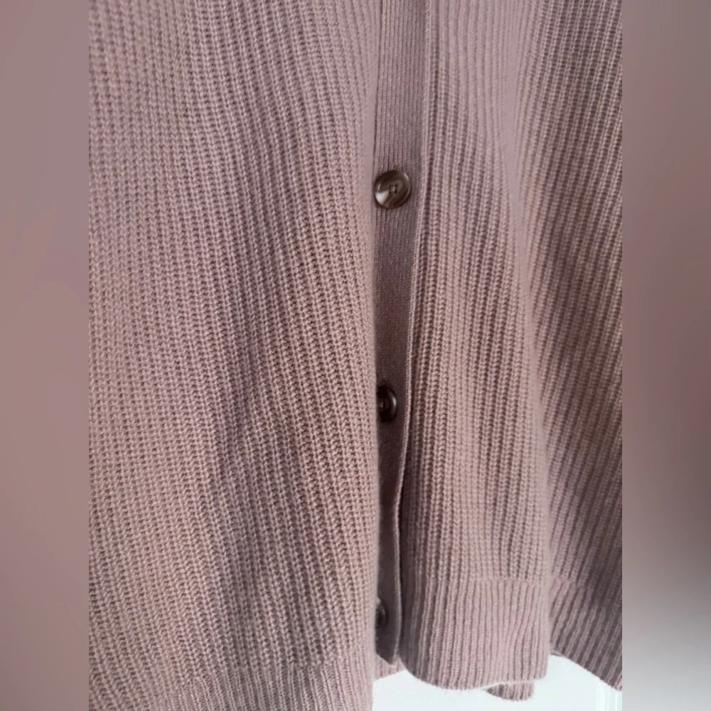 NWOT! QUINCE Mongolian Cashmere Oversized Boyfriend Cardigan *Mink Pink* S Rare - Picture 3 of 11